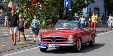The Allure of Vintage Roadsters for Today’s Car Enthusiast